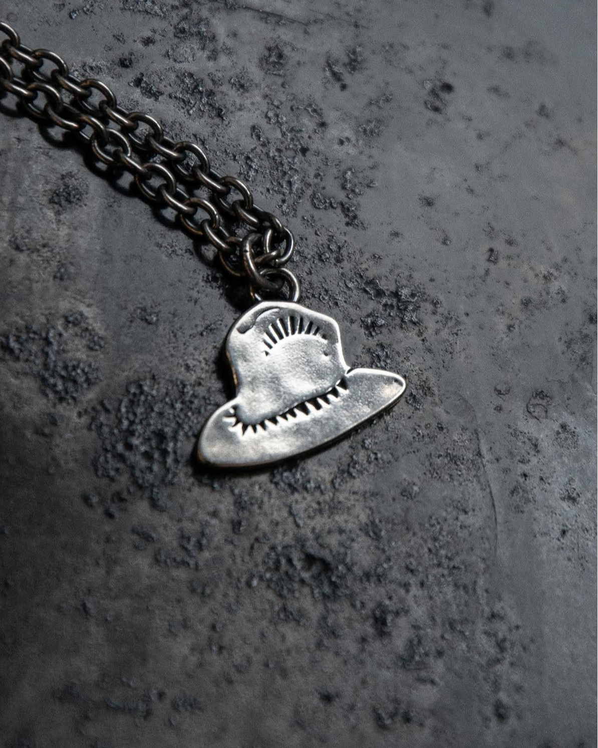 the letters シルバー925 チェーンネックレス HAT CHAIN NECKLACE – The Letters