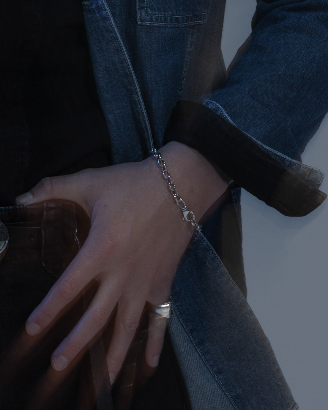 HORSESHOE W CLIP SHORT CHAIN