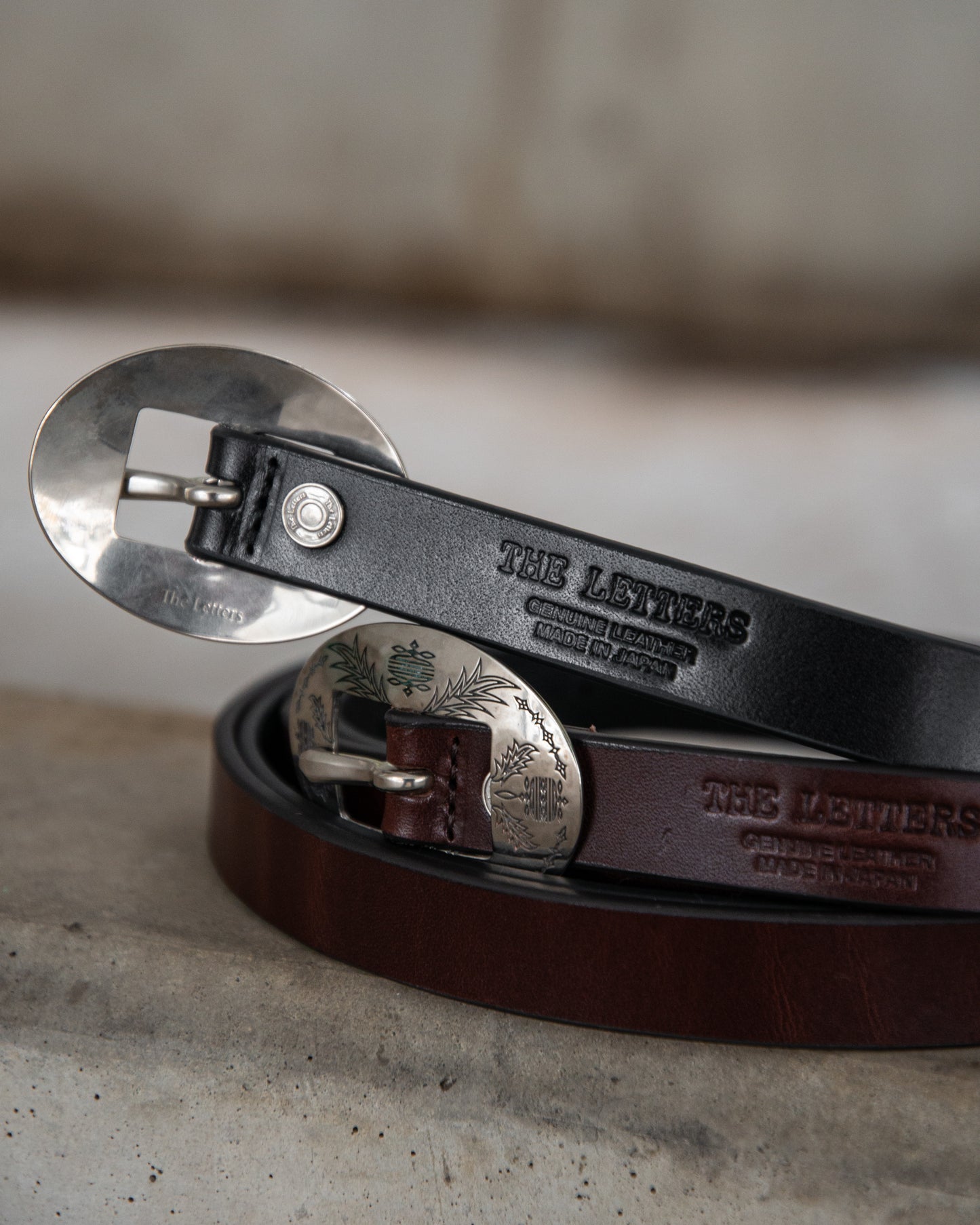 WESTERN OVAL LONG BELT -COW HIDE-
