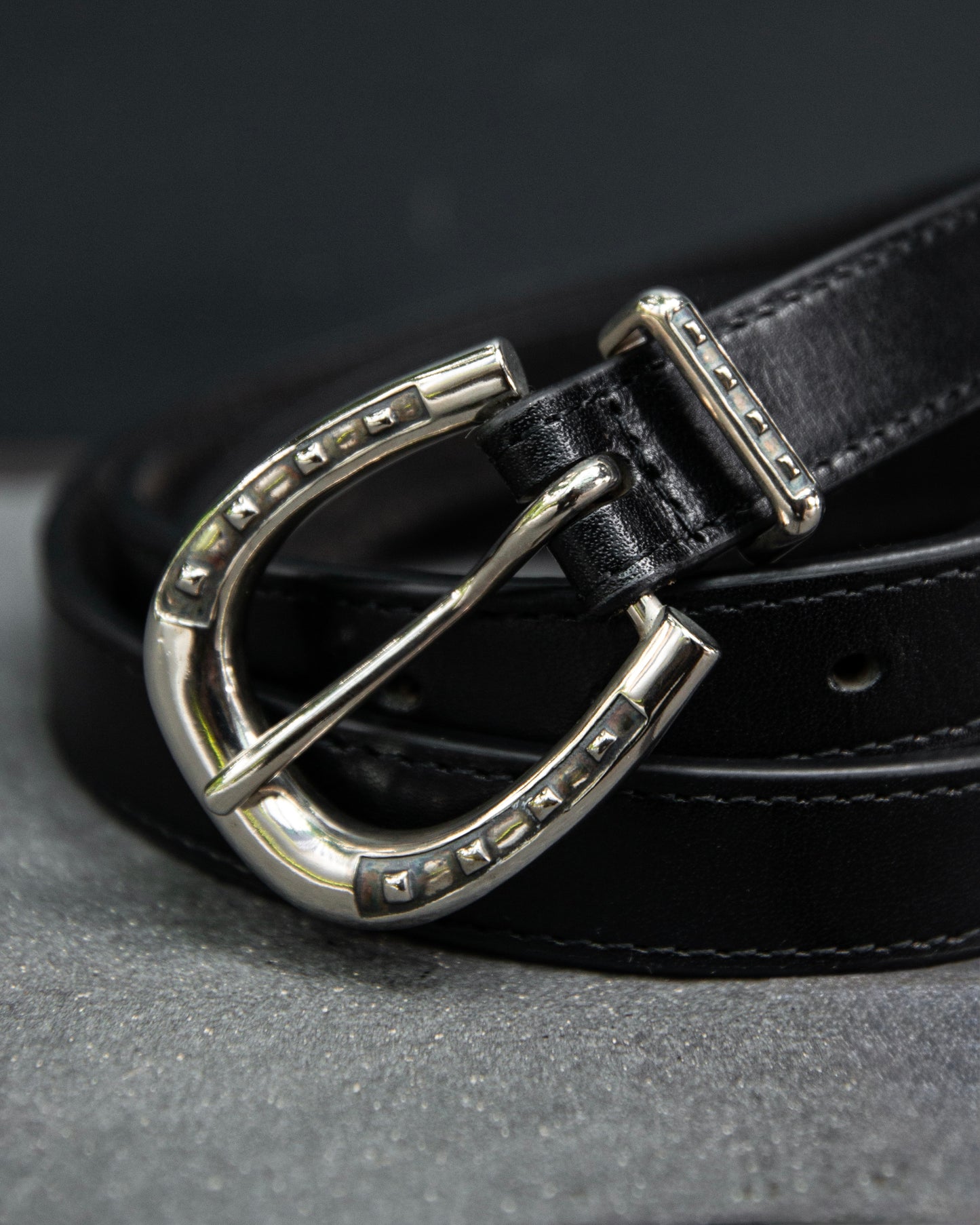 DOUBLE SIDED HORSESHOE LONG BELT -COW HIDE-