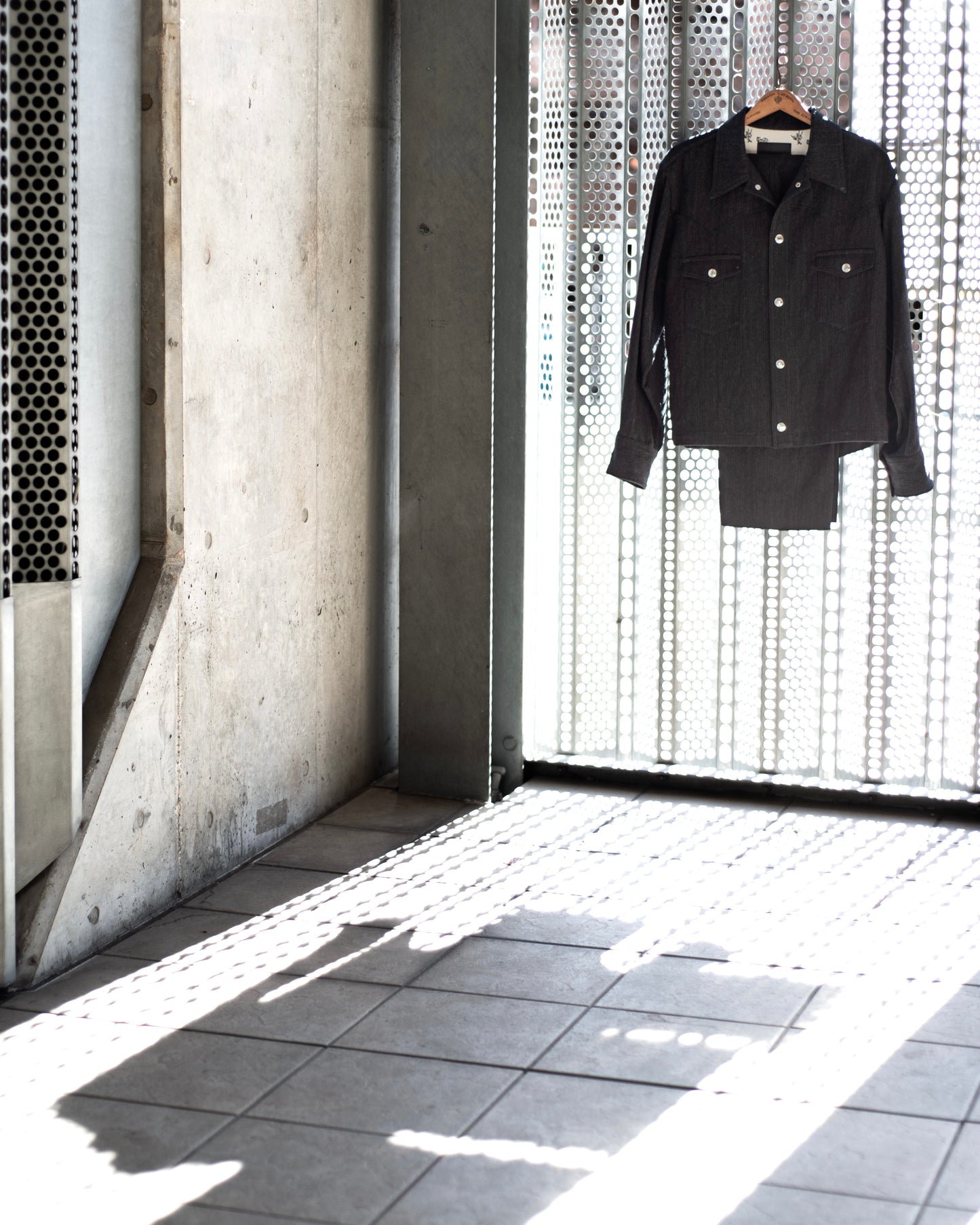 WESTERN SHORT JACKET -WOOL LINEN SHADOW STRIPE-