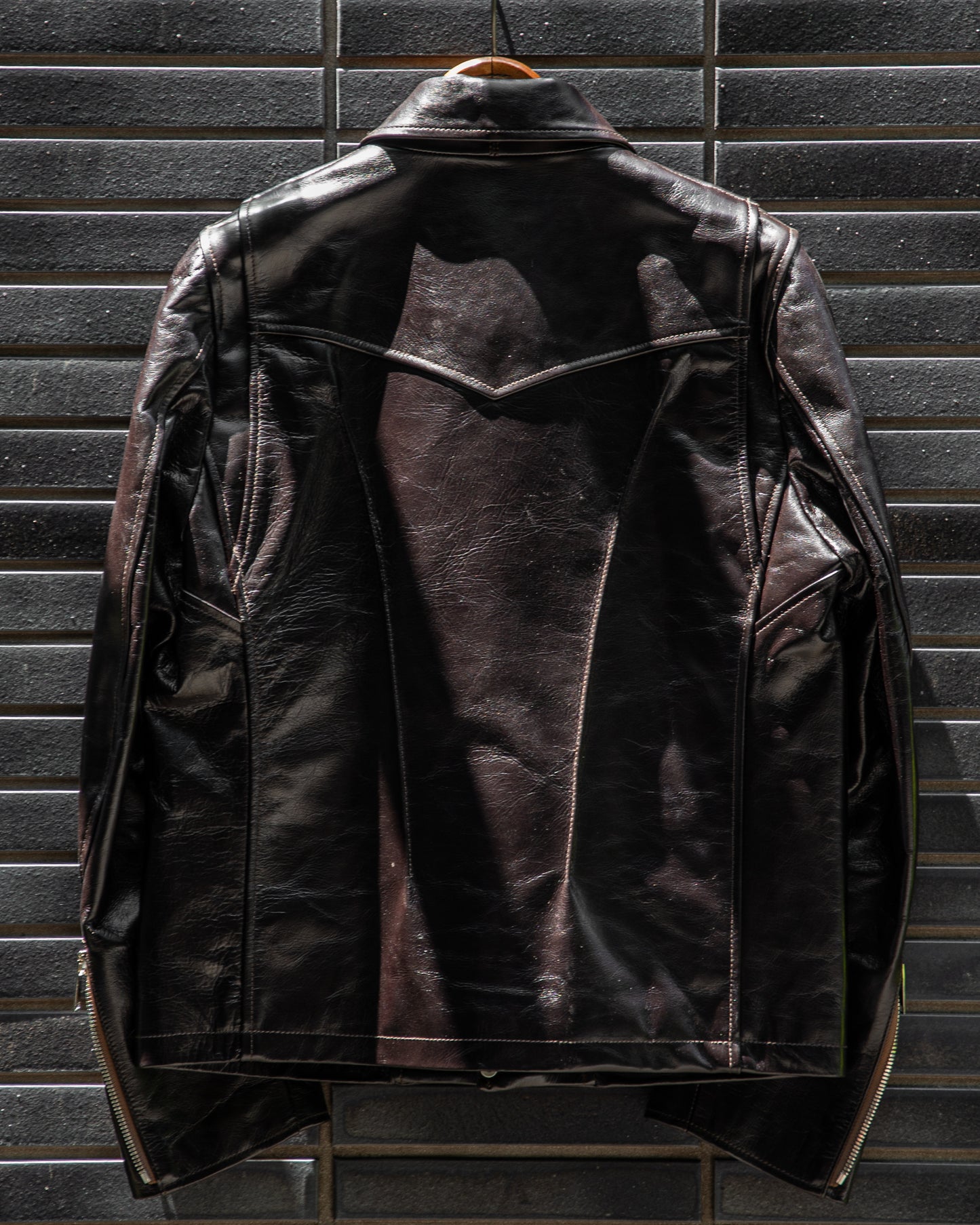 RAIDING JACKET -HORSE HIDE-