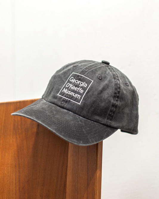 Georgia O'Keeffe / EMBROIDERED MUSEUM BALL CAP