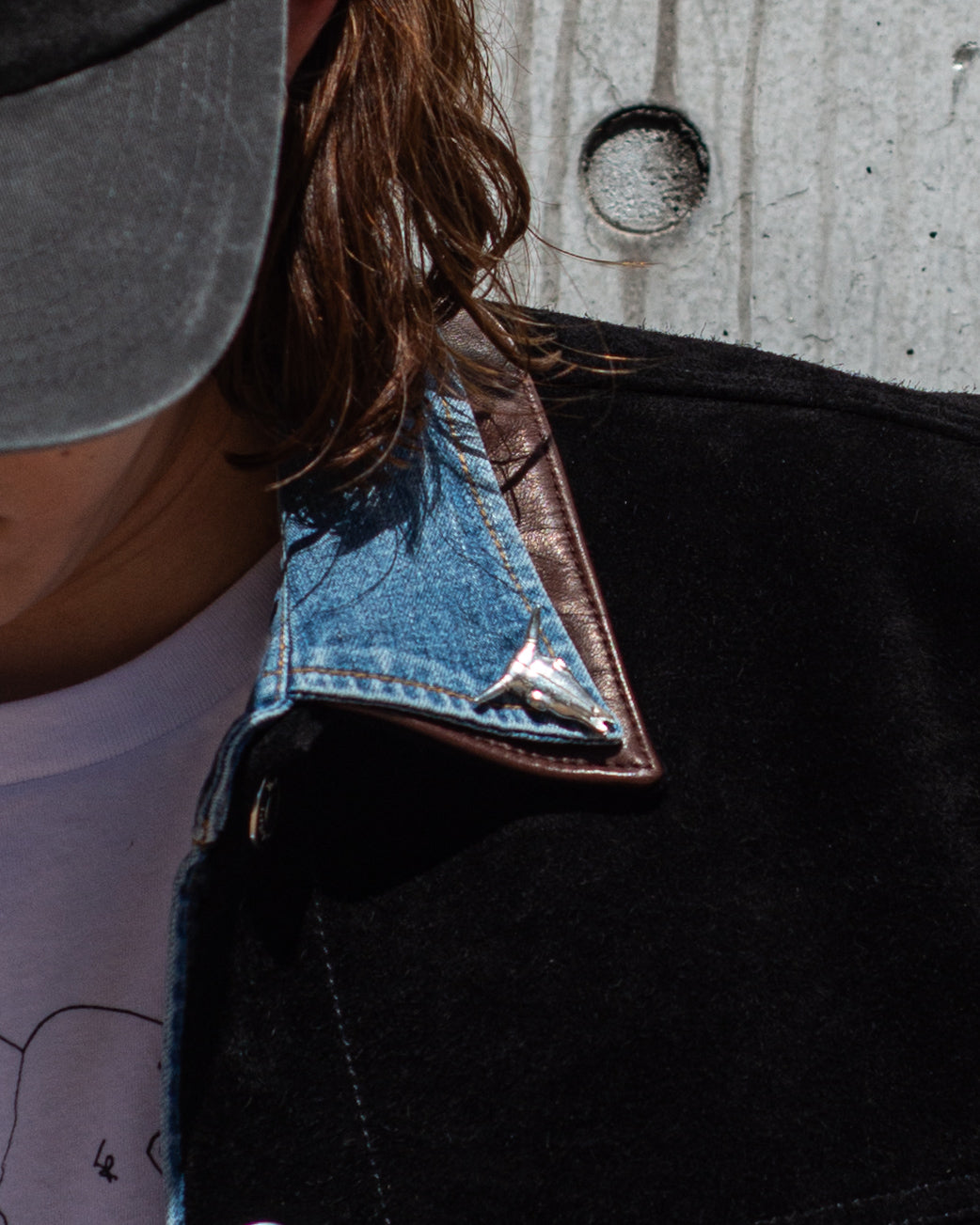 Georgia O'Keeffe / PEWTER SKULL PIN