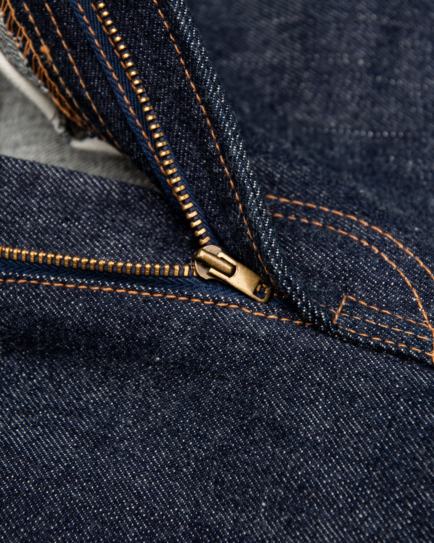 1970S BOOTSCUT JEANS