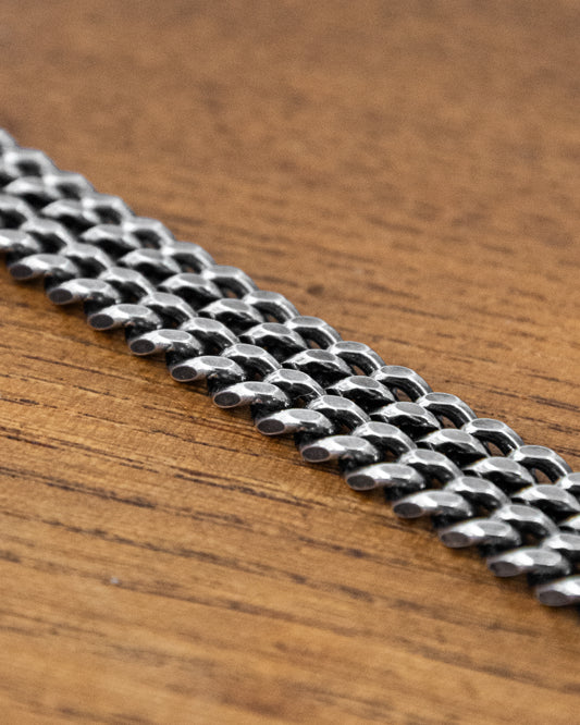 W CLIP CHAIN NECKLACE
