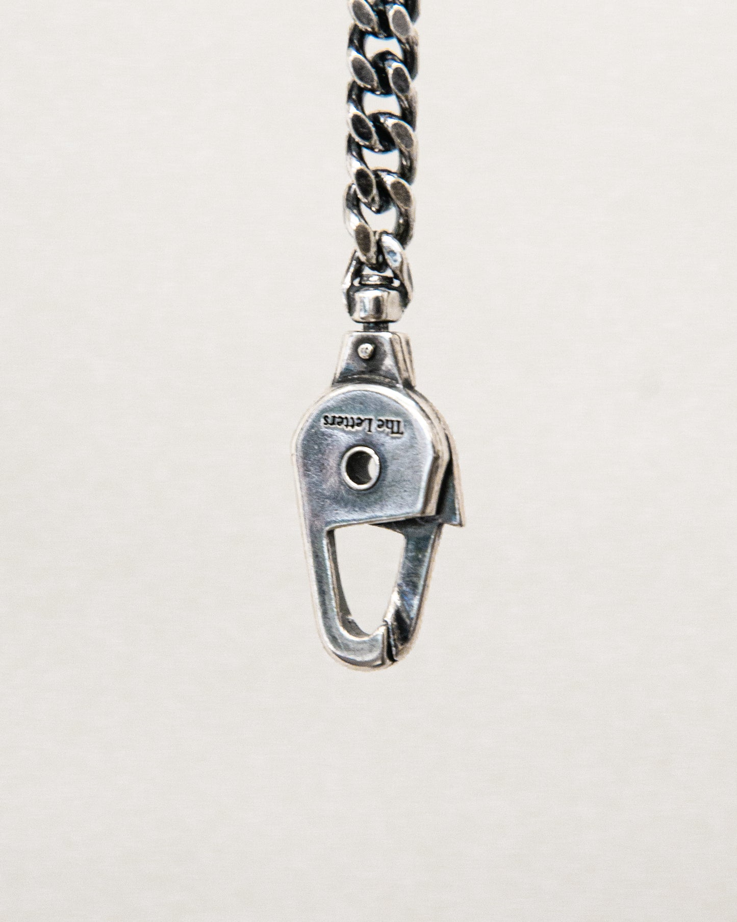 W CLIP CHAIN NECKLACE