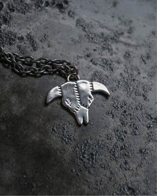 SKULL CHAIN NECKLACE